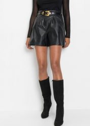 Szorty ze sztucznej skóry z paskiem. Czarne szorty damskie bonprix, bez wzorów, ze skóry, eleganckie. Za 139.99 zł.