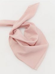 Bawełniana apaszka - pastelowy róż. Czerwone chusty i apaszki dziecięce Reserved, z bawełny. W wyprzedaży za 12.99 zł.