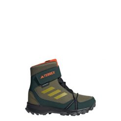 Buty Terrex Snow Hook-And-Loop COLD.RDY Winter. Białe buty trekkingowe męskie Adidas, na zimę, z materiału, bez zapięcia. W wyprzedaży za 359.20 zł.