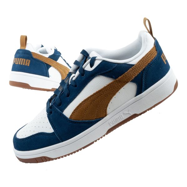 Buty sportowe męskie Puma Rebound v6. Białe buty sportowe na co dzień męskie Puma, z materiału, bez zapięcia, trekkingowe. Za 199.00 zł.