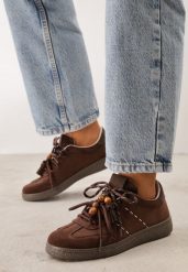 Brązowe Sneakersy Typu Klasyczne Tenisówki Retro z Podwójnym Wiązaniem z Frędzlami Kotena. Brązowe trampki i tenisówki damskie Renee, bez wzorów, z jeansu. Za 99.99 zł.