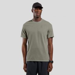 Koszulka z krótkim rękawem męska ODLO T-shirt crew neck s/s ESSENTIAL LINENCOOL. Zielone t-shirty męskie Odlo, m, bez wzorów, ze lnu, bez kołnierzyka. Za 249.99 zł.
