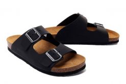 DR. BRINKMANN 600047-01 schwarz, klapki profilaktyczne męskie. Czarne klapki i japonki męskie Dr. Brinkmann, ze skóry. Za 244.90 zł.