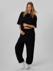 4F Regular Size: Spodnie dresowe joggery 4F | Tomasz Fornal - czarne S. Czarne spodnie dresowe męskie 4f, bez wzorów, z dresówki. Za 199.99 zł.