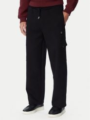 HUGO Spodnie dresowe Derypant 50567957 Czarny Regular Fit. Czarne spodnie dresowe męskie Hugo, bez wzorów, z dresówki. Za 679.99 zł.