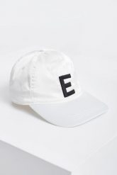 Czapka z daszkiem damska ERMANNO FIRENZE. Czapki z daszkiem damskie Ermanno Firenze, bez wzorów. W wyprzedaży za 400.95 zł.