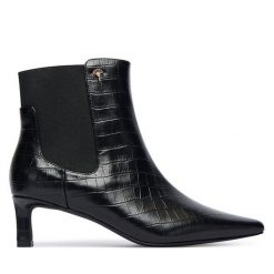 Botki JOOP!. Czarne botki damskie Joop!, bez obcasa, na szpilce, bez zapięcia. Za 879.99 zł.