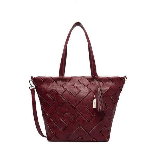 Torebka Lasocki. Czerwone torebki klasyczne damskie Lasocki, bez wzorów, bez dodatków. Za 189.99 zł.