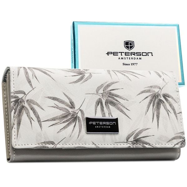 Biały portfel damski z systemem RFID zamykany na zatrzask - Peterson. Białe portfele damskie bez wzorów, ze skóry. Za 119.99 zł.