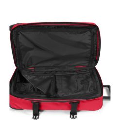 Torba na kółkach Eastpak Tranverz M. Czerwone torebki klasyczne damskie Eastpak, bez wzorów, bez dodatków. W wyprzedaży za 698.65 zł.