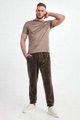 Spodnie dresowe męskie welurowe EMPORIO ARMANI. Spodnie dresowe męskie Emporio Armani, bez wzorów, z dresówki. W wyprzedaży za 1,175.20 zł.
