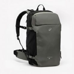 Plecak trekkingowy Forclaz Travel 500 40 litrów Organizer. Czarne plecaki damskie FORCLAZ, bez wzorów, z poliesteru. Za 299.99 zł.