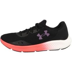 Buty damskie do biegania Under Armour Charged Pursuit 3. Czarne obuwie do biegania damskie Under Armour. Za 334.00 zł.