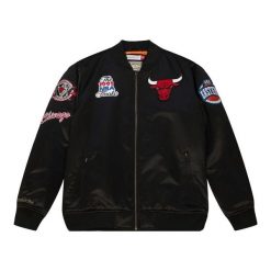 Kurtka satynowa Chicago Bulls Flight. Czarne kurtki męskie Mitchell & Ness, m, bez wzorów, z poliesteru, bez kaptura. Za 678.50 zł.