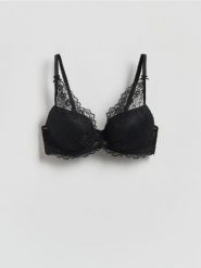 Koronkowy biustonosz push up - czarny. Czarne biustonosze Reserved, bez wzorów, z koronki. Za 69.99 zł.