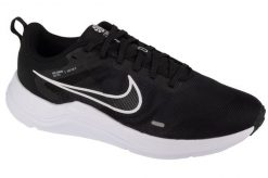 Tenisówki Nike Model Downshifter 12 C/o Kolor Czarny. Czarne trampki i tenisówki męskie Nike, bez wzorów, z gumy, bez zapięcia. Za 499.99 zł.