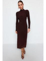 Trendyol Sukienka w kolorze brązowym rozmiar: L. Brązowe sukienki damskie Trendyol, l, bez wzorów, bez kołnierzyka, bez ramiączek, maxi. Za 100.28 zł.