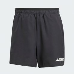 Szorty Terrex Multi Light. Czarne szorty męskie Adidas, bez kołnierzyka. Za 259.00 zł.