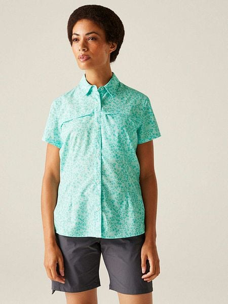 Regatta Koszula funkcyjna "Packaway" w kolorze turkusowym rozmiar: 34. Niebieskie koszule damskie Regatta, bez wzorów, z materiału, sportowe, bez kołnierzyka, bez ramiączek. Za 65.38 zł.