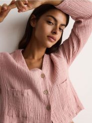 Muślinowa koszula - koralowy. Pomarańczowe koszule damskie Reserved, l, bez wzorów, z bawełny, bez kołnierzyka, bez ramiączek. W wyprzedaży za 35.99 zł.