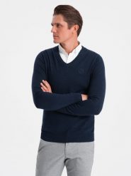 Sweter męski z dekoltem "w serek" z koszulowym kołnierzykiem - granatowy V2 OM-SWSW-0102 - XXL. Niebieskie swetry męskie Ombre Clothing, l, bez wzorów, z bawełny, bez kołnierzyka. W wyprzedaży za 69.99 zł.