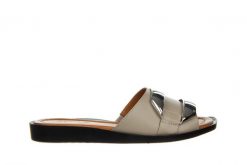 Klapki Bayla-161 037 34 04 Hat 161450, Szary, Skóra naturalna - 40. Szare klapki damskie Bayla, z aplikacjami, z materiału, bez obcasa. W wyprzedaży za 152.10 zł.