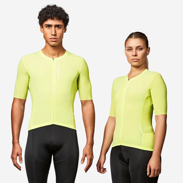 Koszulka rowerowa szosowa Van Rysel Racer 2. Żółte t-shirty sportowe męskie VAN RYSEL, m, z elastanu, bez ramiączek, rowerowe. Za 239.99 zł.