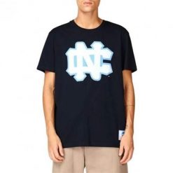 Koszulka sportowa męska Mitchell & Ness University Of North Carolina. Czarne t-shirty sportowe męskie Mitchell & Ness, m, bez ramiączek. Za 199.00 zł.