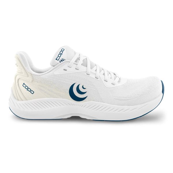 Buty do biegania Topo Athletic Fli-Lyte 6. Białe buty fitness męskie Topo Athletic, do biegania. Za 643.45 zł.
