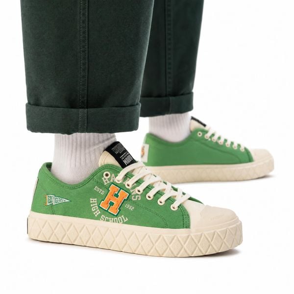 Buty męskie trampki sportowe Palladium PALLA ACE TIGERS. Zielone trampki i tenisówki męskie Palladium, bez wzorów, z jeansu, bez zapięcia. Za 279.00 zł.