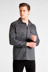 LEE WORKWEAR OVERSHIRT MĘSKA KOSZULA STEEL GREY L68DLD90 112117095. Szare koszule męskie Lee, l, bez wzorów, bez kołnierzyka, bez ramiączek. Za 129.99 zł.