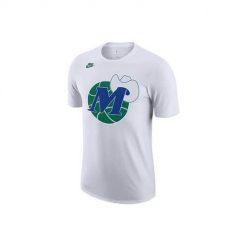 Koszulka sportowa męska Nike Nba Dallas Mavericks Classic Edition. Białe t-shirty sportowe męskie Nike, m, bez ramiączek, na fitness i siłownię. Za 206.00 zł.