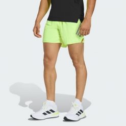 Szorty adi365 FORMOTION. Żółte szorty męskie Adidas, bez wzorów, klasyczne. Za 242.00 zł.