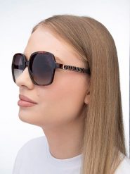 Guess Damskie okulary przeciwsłoneczne w kolorze brązowym rozmiar: 58. Brązowe okulary przeciwsłoneczne damskie Guess. Za 237.73 zł.
