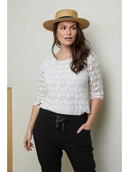 Curvy Lady Bluzka w kolorze białym rozmiar: 48/50. Białe bluzki damskie Curvy Lady, bez wzorów, klasyczne, bez kołnierzyka, bez ramiączek. Za 91.99 zł.