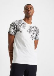 T-shirt, Slim Fit. Białe t-shirty męskie bonprix, l, bez wzorów, bez kołnierzyka. Za 64.99 zł.