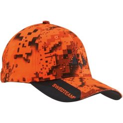 Czapka baseballowa z daszkiem Swedteam. Czerwone czapki męskie SWEDTEAM, bez wzorów. Za 258.00 zł.