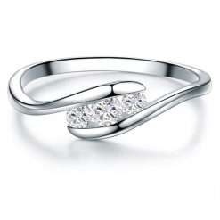 Trilani Srebrny pierścionek srebro wysokiej próby Topaz srebrny Pierścionki 1 ct Damski. Szare pierścionki damskie Trilani, z topazem, srebrne. Za 278.99 zł.