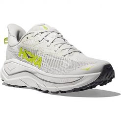 Buty do biegania damskie Hoka One One 1168717BWNH. Białe obuwie do biegania damskie Hoka One One. Za 929.99 zł.