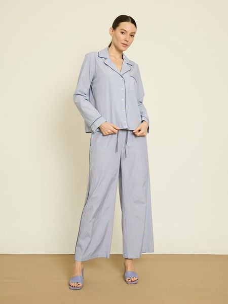 BGN Koszula w kolorze błękitnym rozmiar: 36. Niebieskie koszule damskie BGN, bez wzorów, bez kołnierzyka, bez ramiączek. Za 121.99 zł.