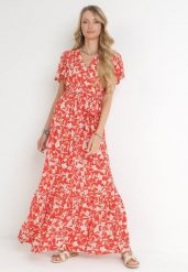 Czerwona Sukienka Maxi z Gumką w Pasie w Kwiaty Aretocia. Czerwone sukienki damskie Born2be, l, bez wzorów, bez kołnierzyka, bez ramiączek, maxi. W wyprzedaży za 79.99 zł.