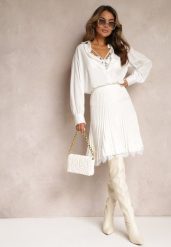 Biała Spódnica Mini Rozkloszowana z Gumką w Talii Saniurio. Białe spódniczki damskie Renee, bez wzorów, mini, rozkloszowane. Za 99.99 zł.