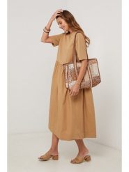 Lin Passion Sukienka w kolorze karmelowym rozmiar: 34/36. Brązowe sukienki damskie Lin Passion, bez wzorów, z bawełny, klasyczne, bez kołnierzyka, bez ramiączek, midi. Za 130.99 zł.