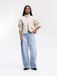 Sztruksowa kurtka oversize - kremowy. Białe kurtki damskie Reserved, l, bez wzorów, z bawełny, bez kaptura. Za 159.99 zł.