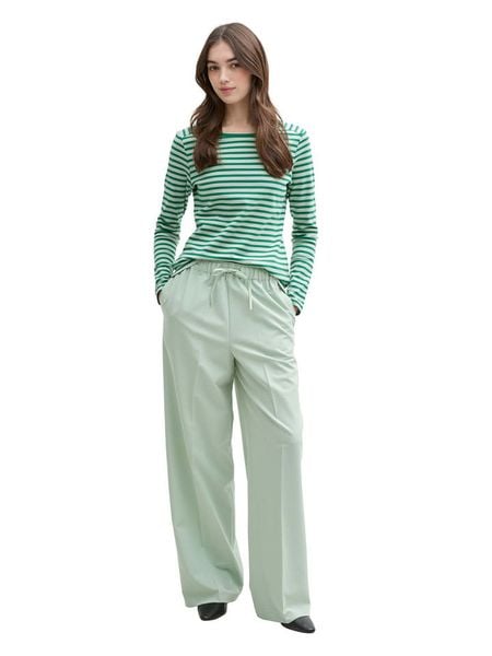 TOM TAILOR Denim Koszulka w kolorze zielonym rozmiar: S. Zielone bluzki damskie Tom Tailor Denim, s, bez wzorów, z bawełny, bez kołnierzyka, bez ramiączek. Za 65.23 zł.