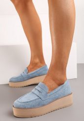 Niebieskie Półbuty w Stylu Mokasynów z Imitacji Zamszu na Platformie Vhisper. Niebieskie półbuty damskie Renee, bez wzorów, z jeansu, biznesowe, bez obcasa, na platformie. Za 99.99 zł.