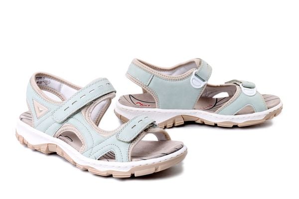 RIEKER 68866-52 green, sandały damskie. Zielone sandały damskie Rieker, bez wzorów, bez obcasa. Za 319.90 zł.