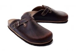 DR. BRINKMANN 600419-2 braun, klapki męskie. Brązowe klapki i japonki męskie Dr. Brinkmann, ze skóry. Za 329.90 zł.