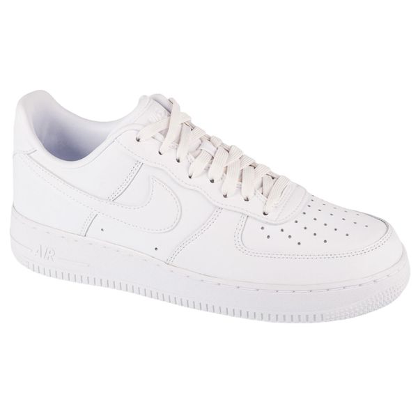 Buty sportowe Sneakersy unisex, Air Force 1 '07 Fresh. Białe buty sportowe na co dzień damskie Nike, bez wzorów, z gumy, trekkingowe, nike air force. Za 569.99 zł.