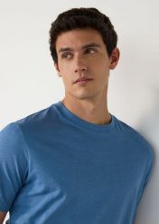 T-shirt regular fit z lnem - niebieski. Niebieskie t-shirty męskie Reserved, l, bez wzorów, z bawełny, bez kołnierzyka. Za 99.99 zł.